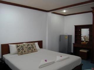 Room thumbnail 12