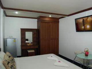 Room thumbnail 13