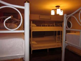 Room thumbnail 3