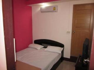 Room thumbnail 5