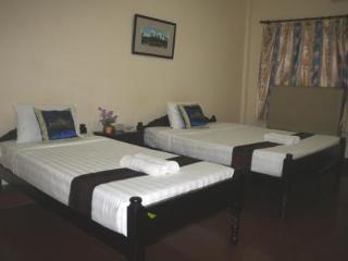 Room thumbnail 7