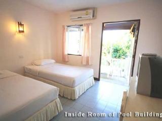 Room thumbnail 6