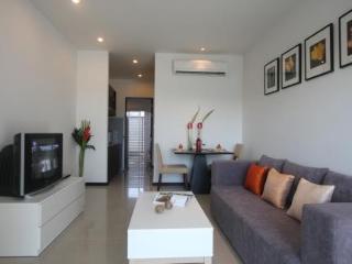General view thumbnail 3