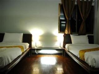 Room thumbnail 7