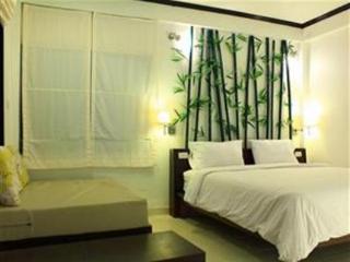 Room thumbnail 13