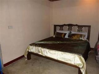 Room thumbnail 12