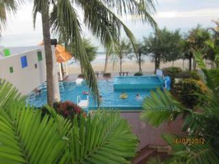 Pool thumbnail 3