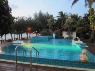 Pool thumbnail 10