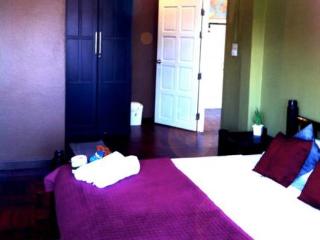 Room thumbnail 6