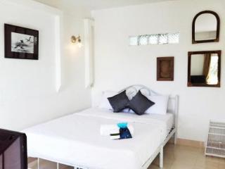 Room thumbnail 8