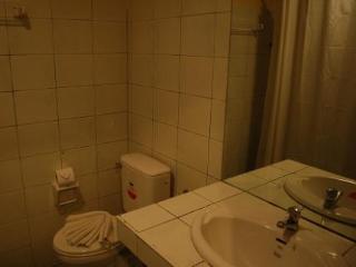 Room thumbnail 3