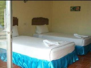 Room thumbnail 8