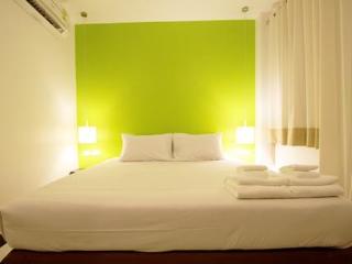Room thumbnail 2