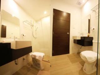 Room thumbnail 13