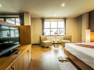 Room thumbnail 13