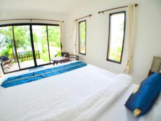 Room thumbnail 5