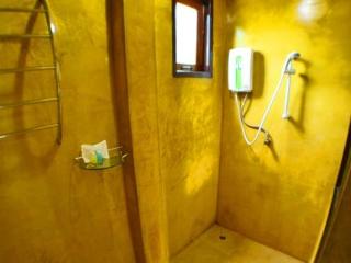 Room thumbnail 6