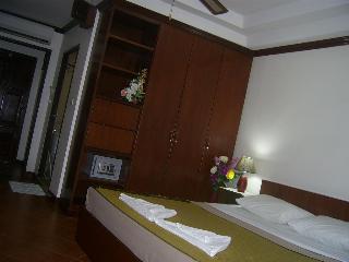 General view thumbnail 30
