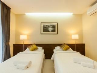 Room thumbnail 9