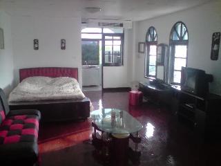 General view thumbnail 2