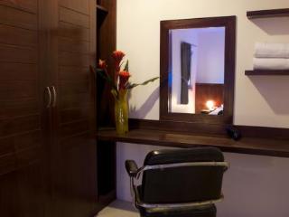 General view thumbnail 6