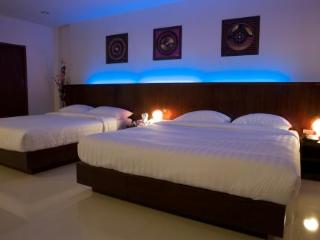 Room thumbnail 2