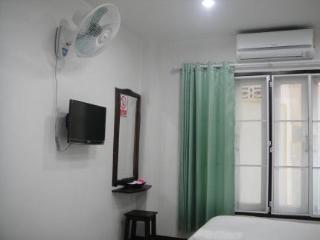 Room thumbnail 1