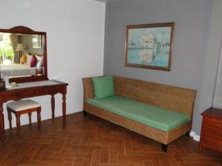 Room thumbnail 5