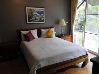 Room thumbnail 6