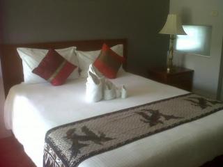 Room thumbnail 9