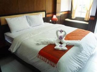 Room thumbnail 5