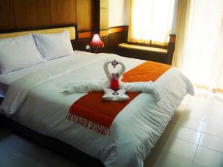 Room thumbnail 13