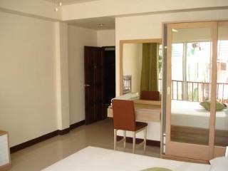 Room thumbnail 5