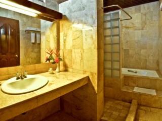 Room thumbnail 3