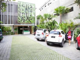 General view thumbnail 8