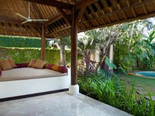 General view thumbnail 6