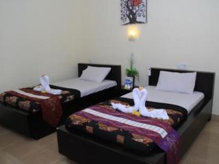 Room thumbnail 12
