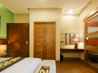 Room thumbnail 7