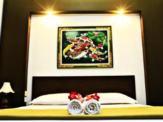 Room thumbnail 1