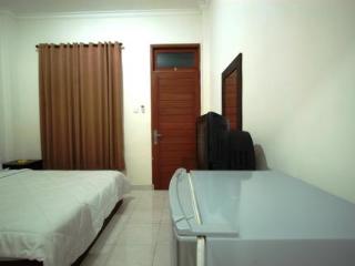Room thumbnail 9