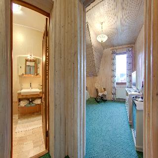 Room thumbnail 66