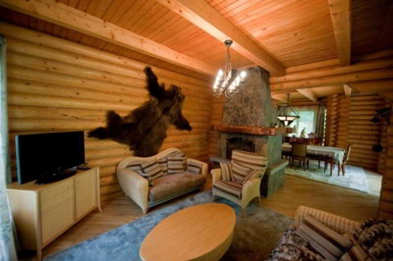Room thumbnail 74