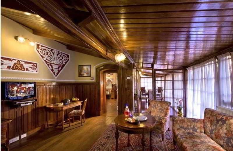 Room
 di WelcomHeritage Ferrnhills Royale Palace