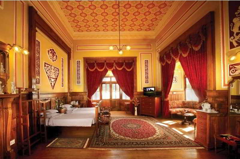 Room
 di WelcomHeritage Ferrnhills Royale Palace