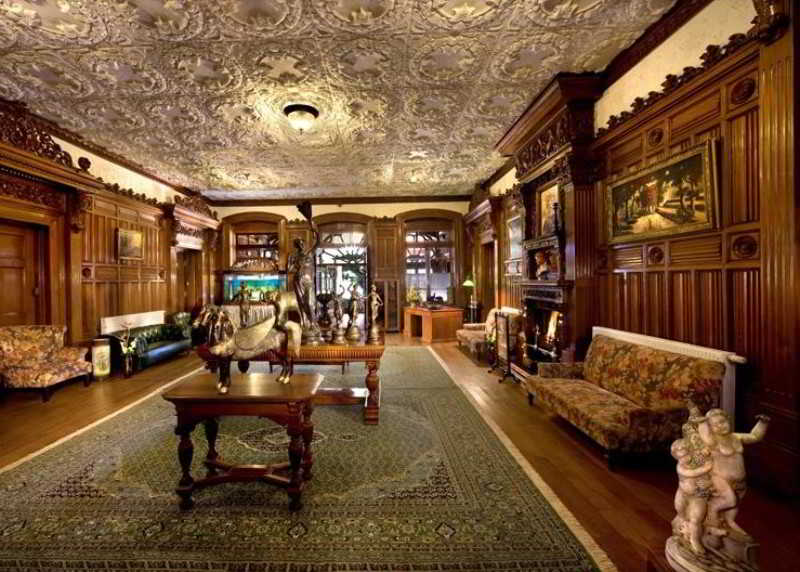 Room
 di WelcomHeritage Ferrnhills Royale Palace