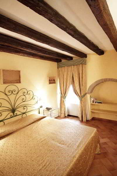 Room
 di Borgovico