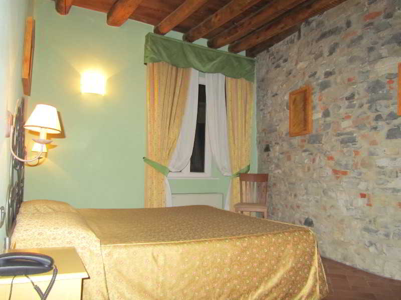 Room
 di Borgovico