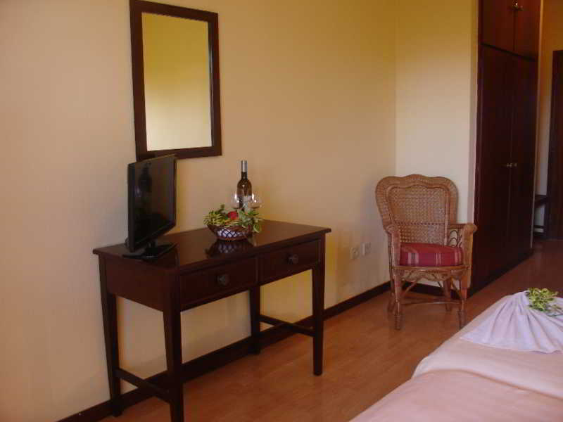 Room
 di Inn & Art Casa de Chá dos Prazeres