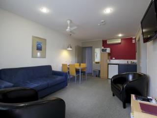 General view thumbnail 3