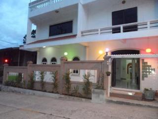 General view thumbnail 2